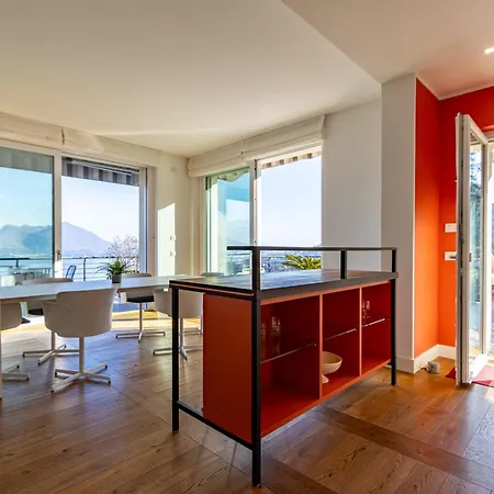 Panoramic Design On Maggiore! Sfarzoso Villa