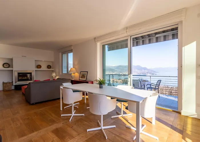 Panoramic Design On Maggiore! Sfarzoso Villa Levo