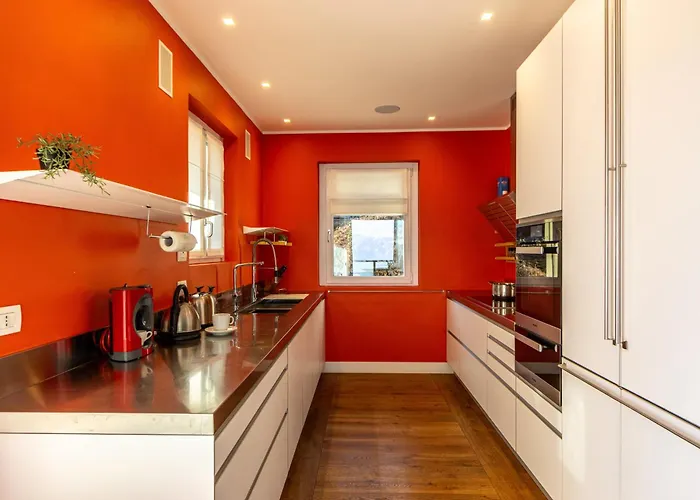 Panoramic Design On Maggiore! Sfarzoso Villa *